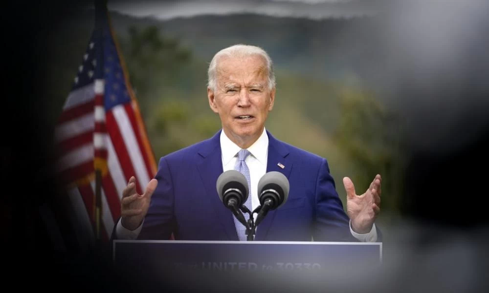 Εκλογές ΗΠΑ: Πάει για άνετη νίκη ο Μπάιντεν – Σε λίγες ώρες ομιλία αποδοχής